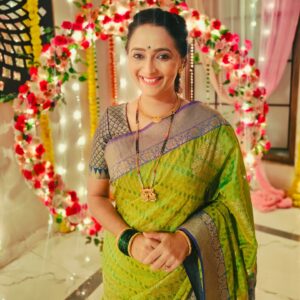 Rujuta Deshmukh Instagram - पार्थ नंदिनी चा मेहेंदी सोहळा....❤️
आज संध्याकाळी ७ वाजता आपल्या @star_pravah वर

#mehendi #lagnanantarhoilchprem 

( Actor Television Marathi Starpravah )