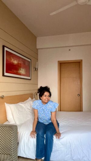 Rumana Nazarali Instagram - Vlog continues - Landed in #Hyderabad, can you guess my lunch which I ordered through room service?