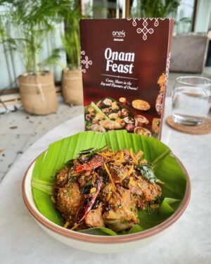 Rumana Nazarali Instagram - @one8.commune #Bengaluru is celebrating its first Onam with a Sadya, curated by Chef @chefagnibh, only on 14th and 15th September.

While a vegetarian Sadya is on the menu, there are some amazing lip-smacking non-veg dishes on the menu too which I absolutely enjoyed. My pick would be Kerala Style Pomfret, Prawn Ghee Roast and Mutton Pepper Fry.

Truly, a wonderful food experience at #one8communebangalore #BangaloreKohling #OnamFeast #one8commune