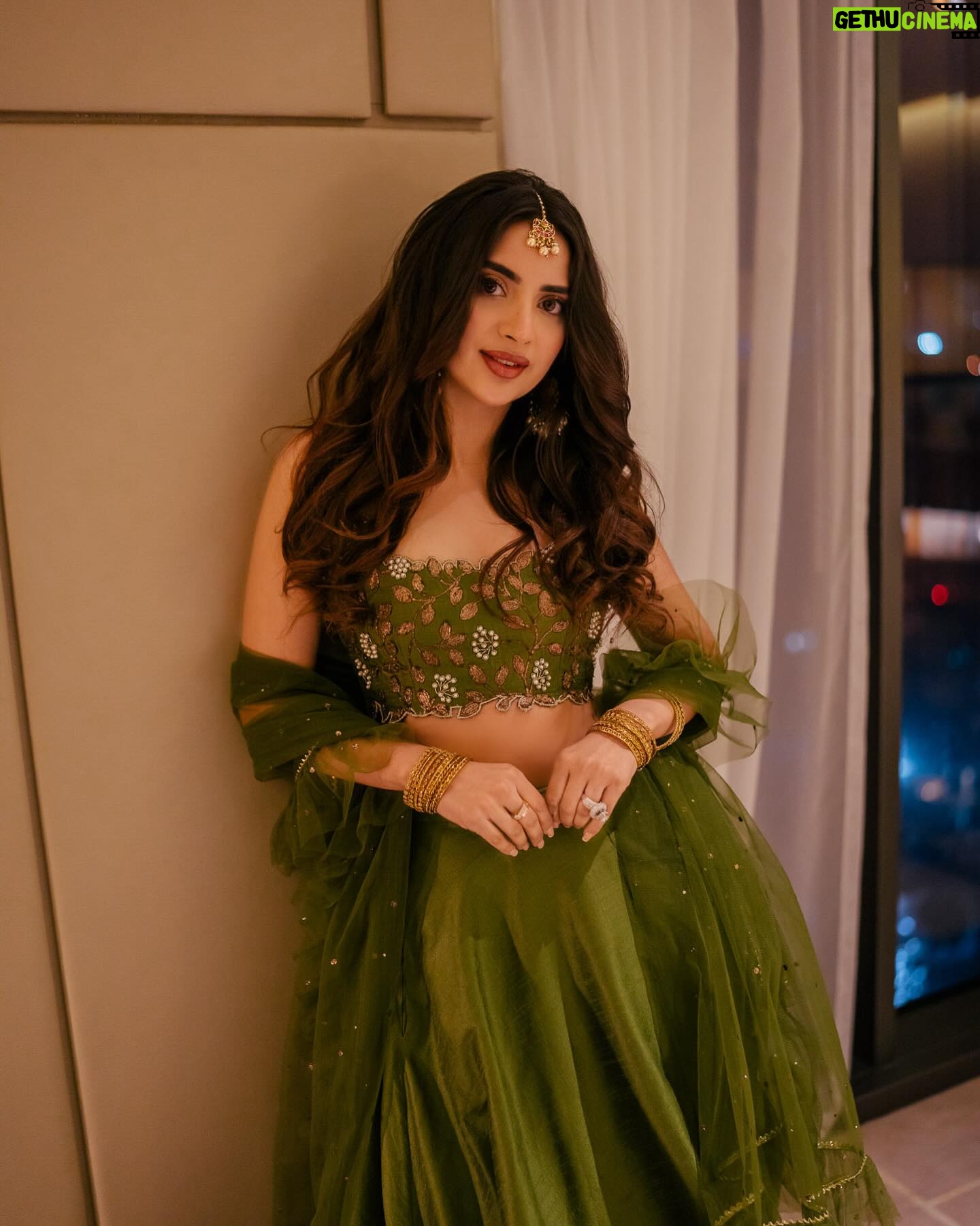 Saboor Aly - 187.5K Likes - šŖ·
.
.
.
.
@zainabzulfiqarofficial
@thrupolaroids
@iamwaleednadeem
