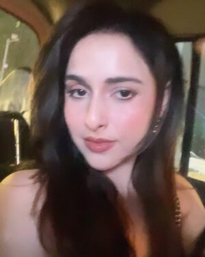 Sadia Khateeb Instagram - Never said NO to fun and food 🤍🤎❤️🖤