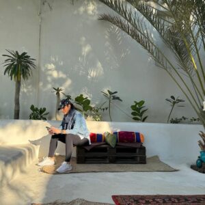Sahar Dolatshahi Instagram - … که مرا با تو ماجرایی هست