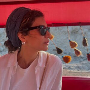 Sahar Dolatshahi Instagram - … که مرا با تو ماجرایی هست