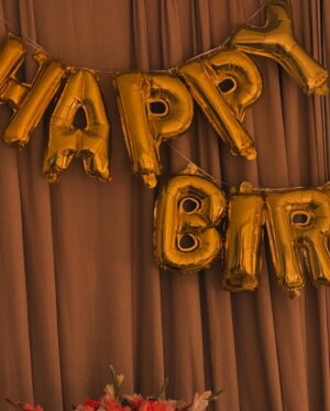 Sajal Ali Instagram - A bit late, but a heartfelt thank you to everyone for the lovely birthday wishes! Feeling so blessed for all the love and everything this year has brought my way. 🤍