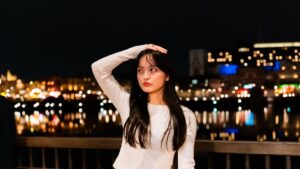 Saki Kiyoi Instagram - 🖤🤍

#japan#osaka#japanese#code#usj
#ユニバーサルスタジオジャパン#ロング#黒髪
#清井咲希#スターダストプロモーション
