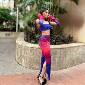 Samruddhi Jadhav Instagram - Abs or imagination? What do you see 👀.
