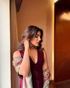 Actress Samyuktha HD Photos and Wallpapers January 2025