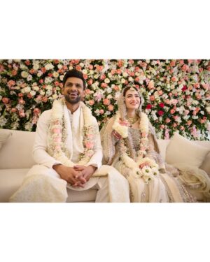 Sana Javed Instagram - Happy anniversary my love 😘 Life is beautiful with you love you hero ♥️🤗