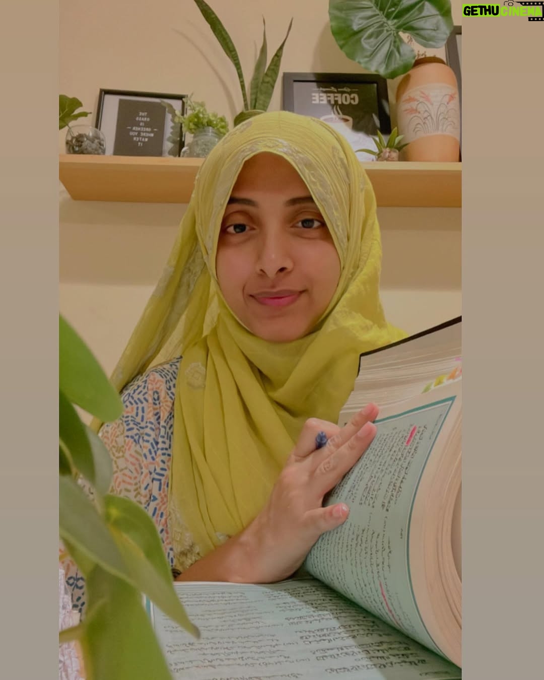 Sanam Chaudhry - 101.9K Likes - I Get closer to Allah everyday by understanding Quran ❤️
Whatever instructions come your way just do it 👍🏽dont delay 🙌🏽
@arrahmanarraheemnetwork everynight Alhamdulillah 😍