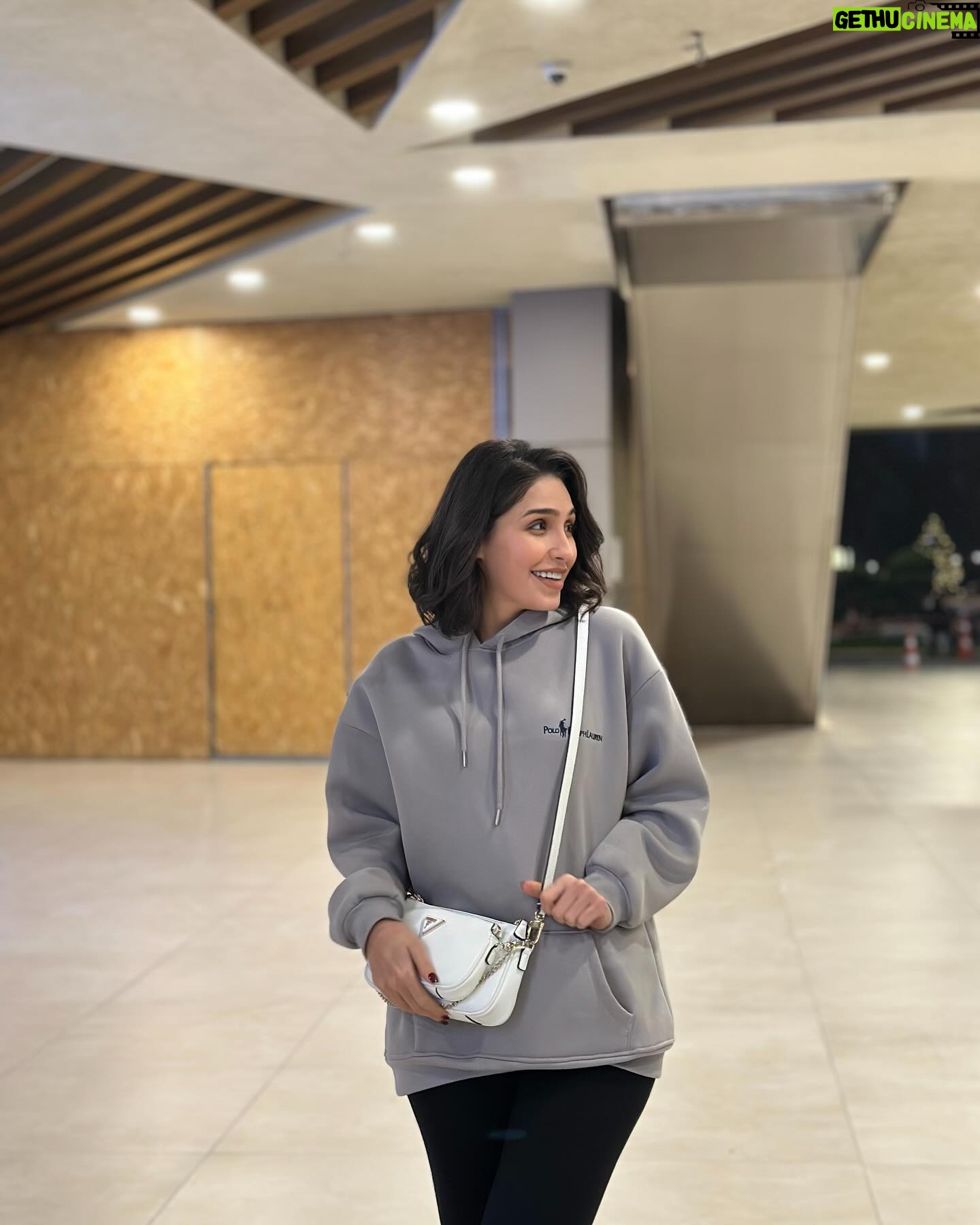 Sandy Jamal - 147.1K Likes - على رمش عيونها 🦋🤍