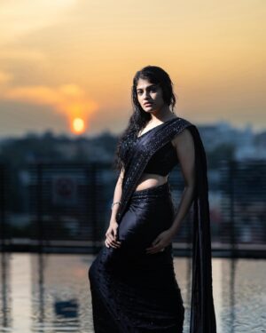 Sangeerthana Vipin Instagram - 🖤

Shot by @sandeepthattai 
Outfit @reina.hyd @jigarmaliofficial 
Styled by @bharathgandhiofficial 
Styling team @saisudhanag 
Jewellery @shopriyaaofficial 
Hairstylist @officialpriyamakeup
