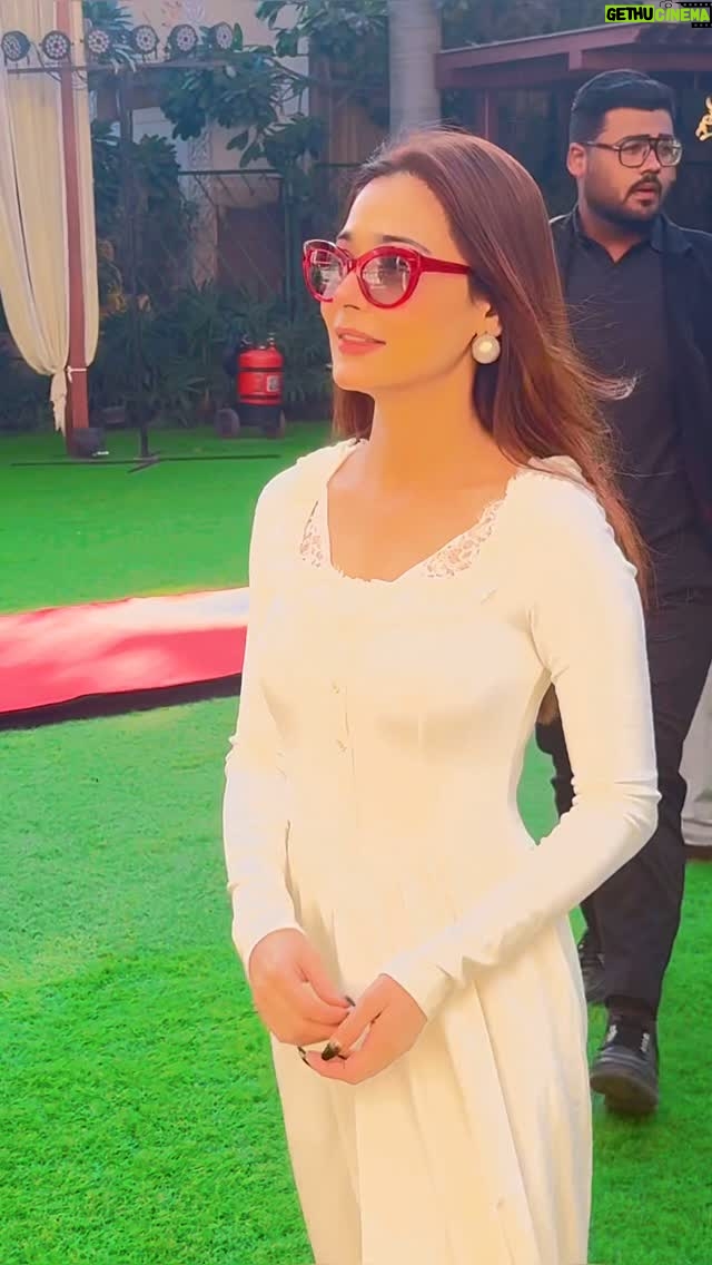 Sara Khan - 52.3K Likes - Delhi event ❤️ done right
#alhamdulillah