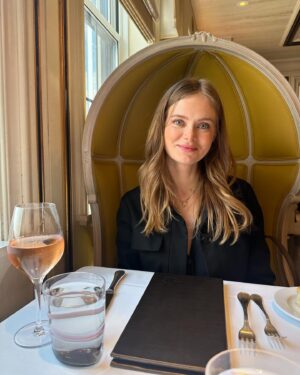 Sara Paxton Instagram - 10/13-10/19 what a week! 🍎🗽🍂 @ivanarose
