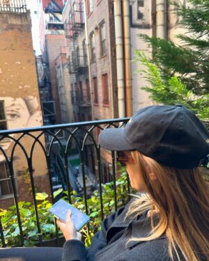 Sara Paxton Instagram - 10/13-10/19 what a week! 🍎🗽🍂 @ivanarose