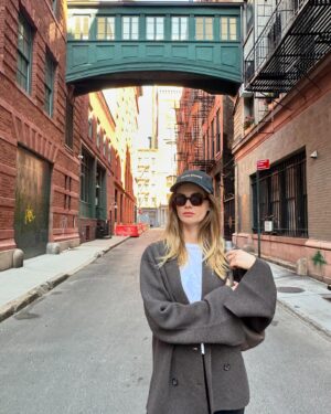 Sara Paxton Instagram - 10/13-10/19 what a week! 🍎🗽🍂 @ivanarose
