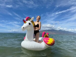 Sarah Dugdale Instagram - Went to Hawaii, had a good time 🌴