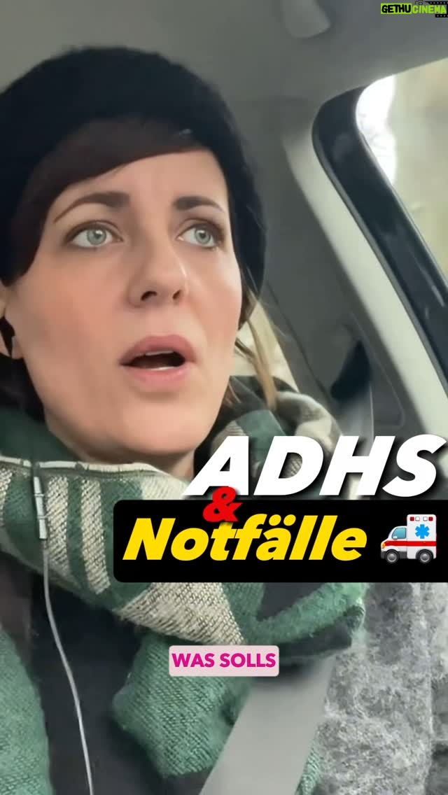 Sarah Kuttner - 2.1K Likes - Bei mir ist doof viel los, also die perfekte Zeit, um, auf dem Weg zum Nachlassgericht, ein Video über Notfälle zu machen! Warum funktionieren wir wenn es brennt manchmal ON POINT, während andere komplett zusammenbrechen? Wann wart ihr die Retter in der Not? Und wann die Geretteten? Was hat wie geholfen? Wer hat geholfen, wer nicht? Shoot! Und seht euch das ganze Video auf YouTube an. Link in Bio!
#adhs #adhserwachsene #adhsfrauen #neurodivergenz #notfälle