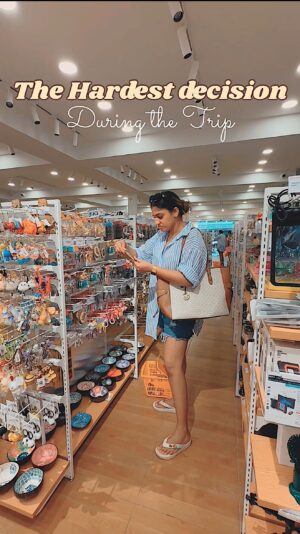 Saranya Nandakumar Instagram - Hardest decision during the trip 😭✈️

[travel,Bachelerotte,saranya]