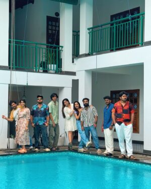 Saranya Nandakumar Instagram - Making memories at the Napier Heritage Resort with the best crew! 
@napierheritage 

#Staycation #Resortstay #Friends #Friendship
