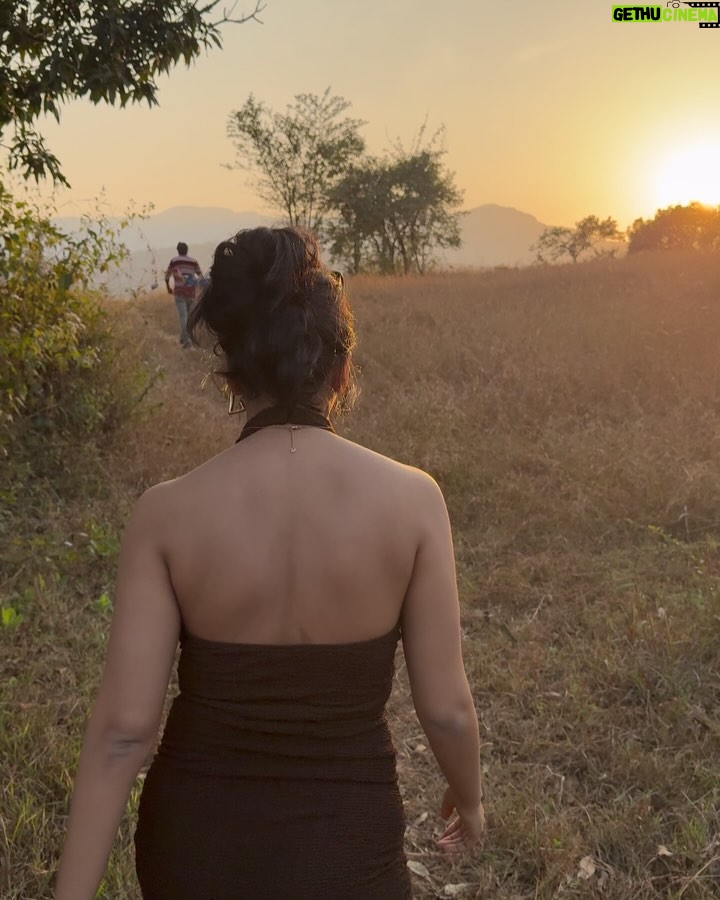 Sayali Salunkhe - 26.1K Likes - Only sun, love and laughter ❤️♾️🌅
Trip w your girls >>>>>
.
.
#travel #igers #sunset