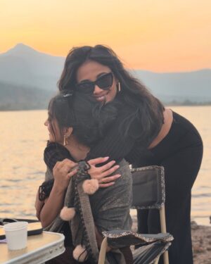 Sayali Salunkhe Instagram - Only sun, love and laughter ❤️♾️🌅
Trip w your girls >>>>>
.
.
#travel #igers #sunset