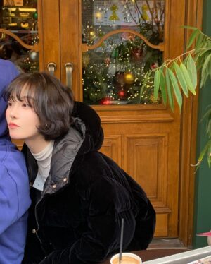 Seo Ji-hye Instagram - 💐