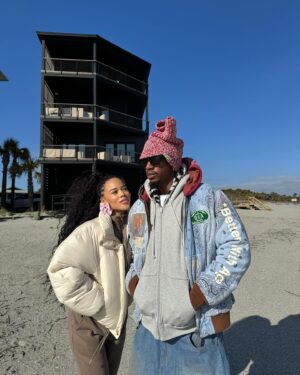 Serayah Instagram - Where Love Lives 💕💘 @maniere_usa #AMaManiereBeach