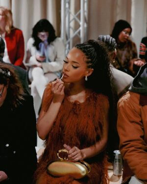 Serayah Instagram - Soft and plush ✨✨✨

Dress @tiaadeola 
Fur @fgmbespoke 
Jewels @alexisbittar 
Styled By @aaronchristmon | @marquisemiller 
Face @makeupbythynna 
📸 @wendyngala