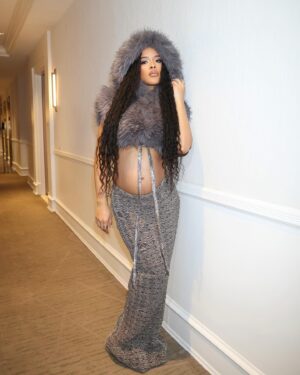 Serayah Instagram - 🩶 @kimshuistudio 

Fit: @kimshuistudio 
👘 @aaronchristmon | @marquisemiller 
Face: @nataliesartistryy 

📸 @walik1 
#nyfw