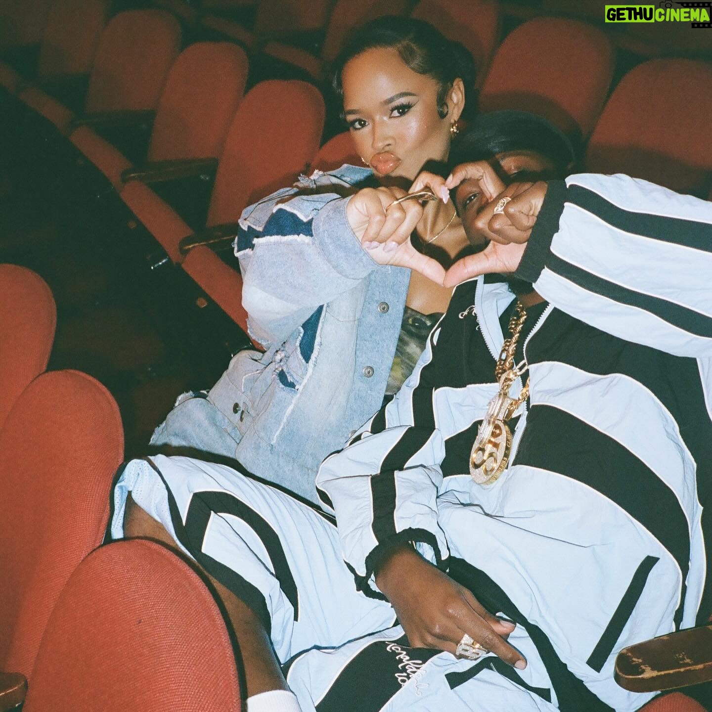 Serayah - 293.4K Likes - Time stops when Iām with you.
Happy Birthday Mi Amor ā¤ļøš„°šš„³š«