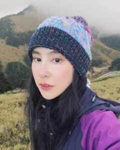 Actress Serena Fang HD Photos and Wallpapers January 2025