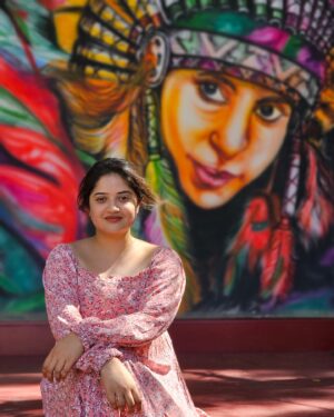 Shafna Instagram - Sun Kissed hugged loved!!! ☀️✨

Pics @sajinsajin_ 👽

#memyself #selflove #sunkissed #nomakeup #nofilter #justme #♥