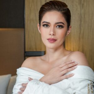 Shaina Magdayao Instagram - FILM - NEW INTERVIEW ALERT: In Conversation with Shaina Magdayao (@shaina_magdayao)

Philippine cinema is filled with incredible talent, from veteran actresses like Gloria Sevilla, Susan Roces, and Sharon Cuneta to the younger generation, including Nadine Lustre, Shaina Magdayao, Julia Montes, Jane De Leon, and Angel Locsin. With such a wealth of talent, the future of Filipino cinema looks incredibly promising. 

Not long ago, we were privileged to sit down with Shaina Magdayao and discuss her acting career in great detail.

Having begun her career at a young age, Shaina quickly became one of the most sought-after actresses in Philippine cinema and television. Her acting career is filled with many roles that present her ability to adapt to different genres and characters. Her appearances in youth-oriented shows characterised Shaina’s early days in the industry, but it was her transition to more mature and complex roles that truly showed her acting skills.

Read the full interview on View of the Arts
Images courtesy of Star Magic

#shainamagdayao #viewofthearts #filipinoactress #Philippines #FilipinoCinema #FilipinoTV #interview