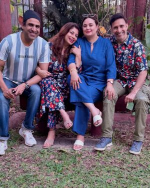 Shalini Kapoor Instagram - Moments of Love 🧡 
Choti choti खुशियाँ 🥰
.
.
.
#family #familytime #love #moments #happiness #gratidao #grateful #insta #instagood