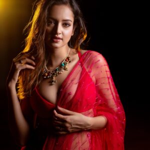 Shanvi Srivastava Instagram - Wanted to be a 🌹 today ♥️ !! Happy Valentine’s Day you all! 
.
.
.
@elitelifestyleglobal 
@theportraitstudio_tps 
#shanvisri #shanvisrivastava #valentineday #rose #love #happy #14thfeb #ootd