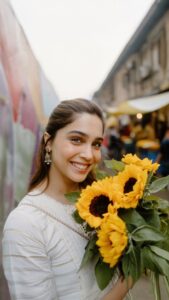 Actress Sharvari Wagh HD Photos and Wallpapers February 2025