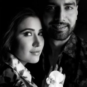 Sheena Bajaj Instagram - Sometimes HOME is a person @rohitpurohit08 ♥️happy velentines day 👩‍❤️‍👨👩‍❤️‍👩
Shot by the talented photographer @rajesh_bajajphotographer 😇🙌🏻