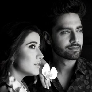 Sheena Bajaj Instagram - Sometimes HOME is a person @rohitpurohit08 ♥️happy velentines day 👩‍❤️‍👨👩‍❤️‍👩
Shot by the talented photographer @rajesh_bajajphotographer 😇🙌🏻