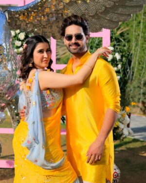 Sheena Bajaj Instagram - Under gods 🪽 s Ty god ….12 years  and our forever together is everyday ,smooth seas don’t make skillful s sailors so 🥂 to up n downs always , 6 years of marriage 7 year begins wid 2025 …ty god ,blessed 😇 mere swami @rohitpurohit08 ty for treating me like a queen 🫅 to a lifetime of happy anniversaries to my forever till my last breath I hope I breathe one breath less than u , my forever ♾️ @rohitpurohit08 12 years make me realise how important one person can be where ur soul is connected everyone has their share of ups n downs but to fight it together is a challenge n that’s what marriage is …life is a journey i never want it to end without holding ur hand till 100 years n say we made it …♥️👼🤩