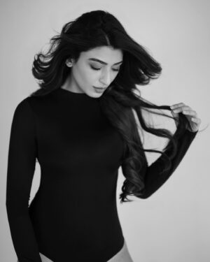 Shernavaz Jijina Instagram - 🖤
