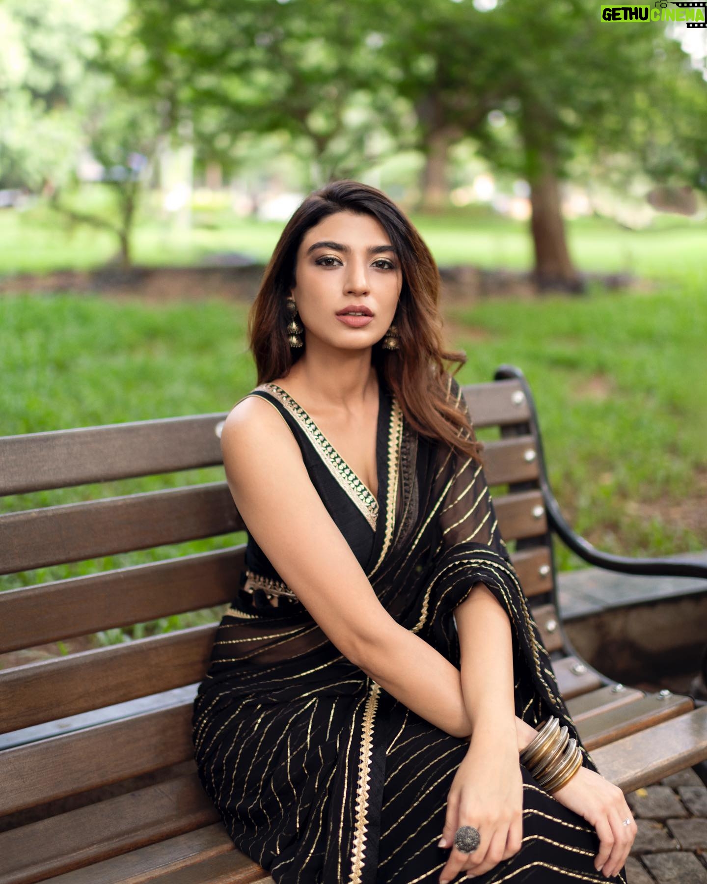 Shernavaz Jijina - 13.6K Likes - Who needs a little black dress when you have a stunning black saree 🖤🖤 📸 @bharat_rawail Styling @henna.akhtar Hair & Makeup @thehairstory__ @binkiboo__ @farahwriter
