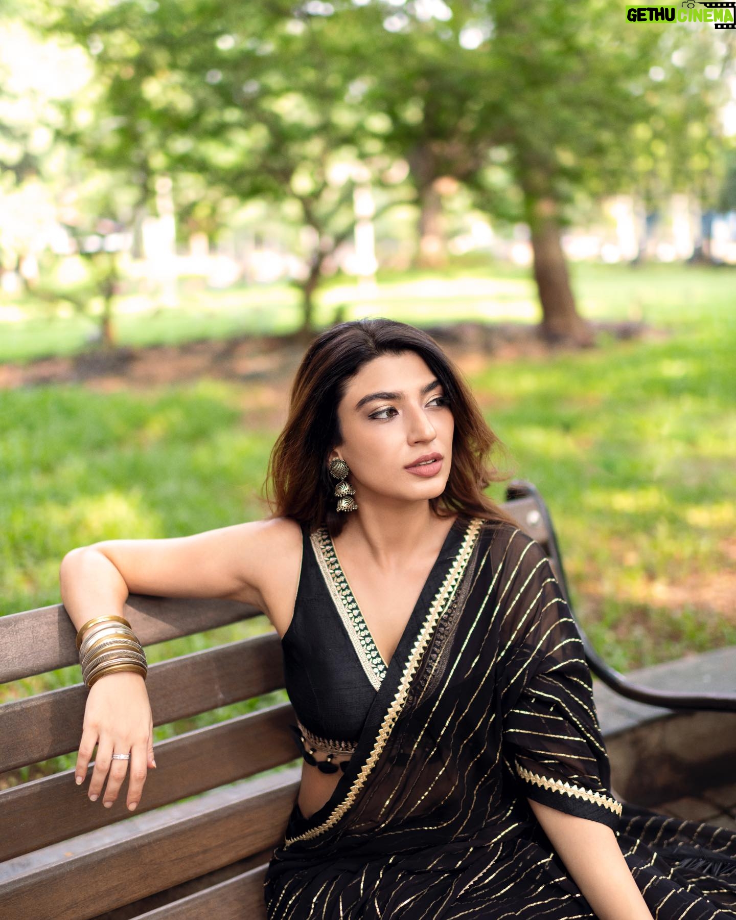Shernavaz Jijina - 13.6K Likes - Who needs a little black dress when you have a stunning black saree 🖤🖤 📸 @bharat_rawail Styling @henna.akhtar Hair & Makeup @thehairstory__ @binkiboo__ @farahwriter