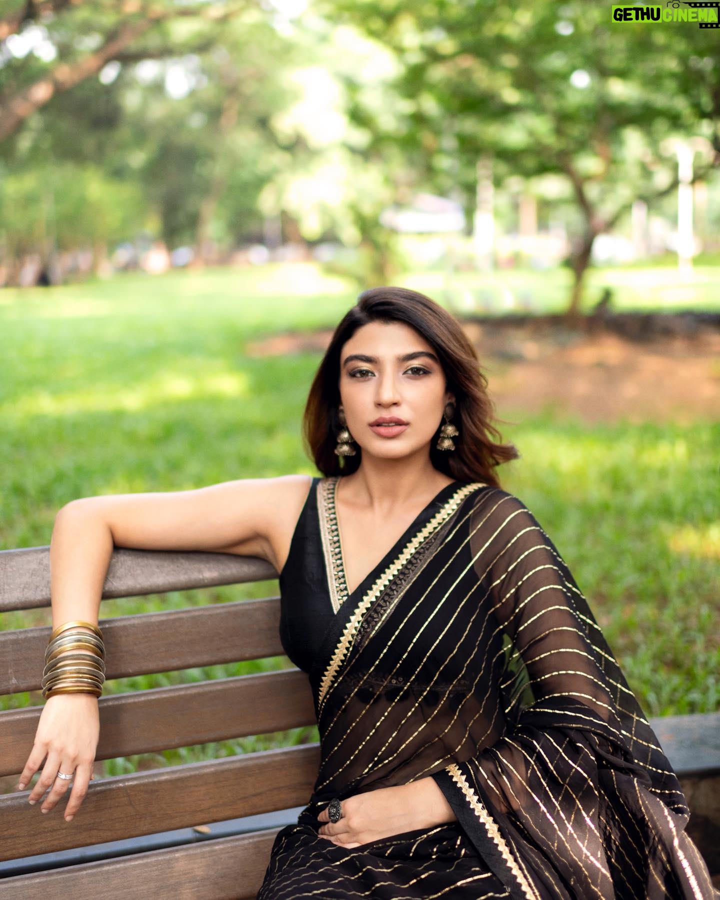Shernavaz Jijina - 13.6K Likes - Who needs a little black dress when you have a stunning black saree 🖤🖤 📸 @bharat_rawail Styling @henna.akhtar Hair & Makeup @thehairstory__ @binkiboo__ @farahwriter