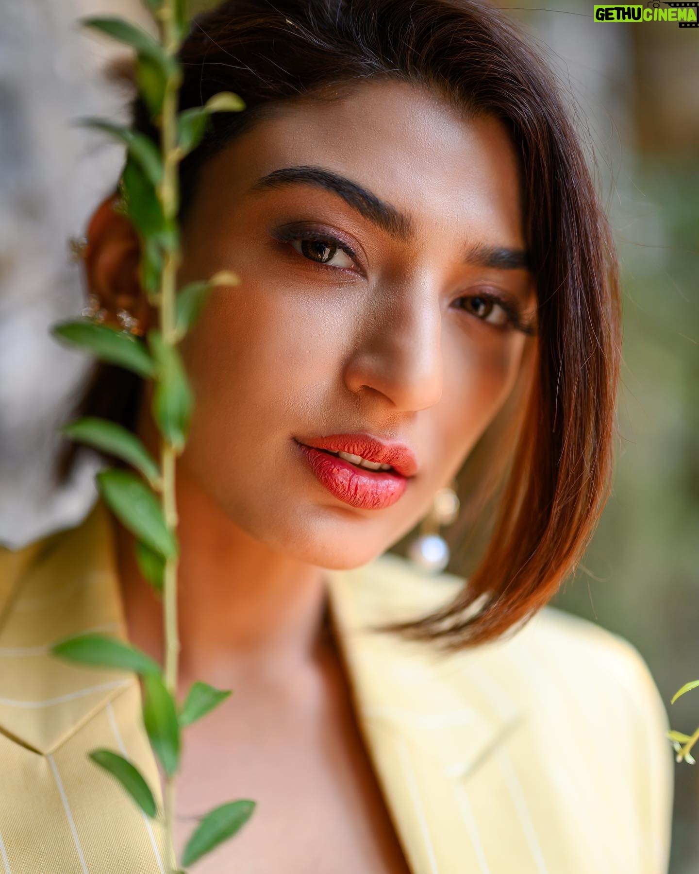 Shernavaz Jijina - 20.5K Likes - 🌿