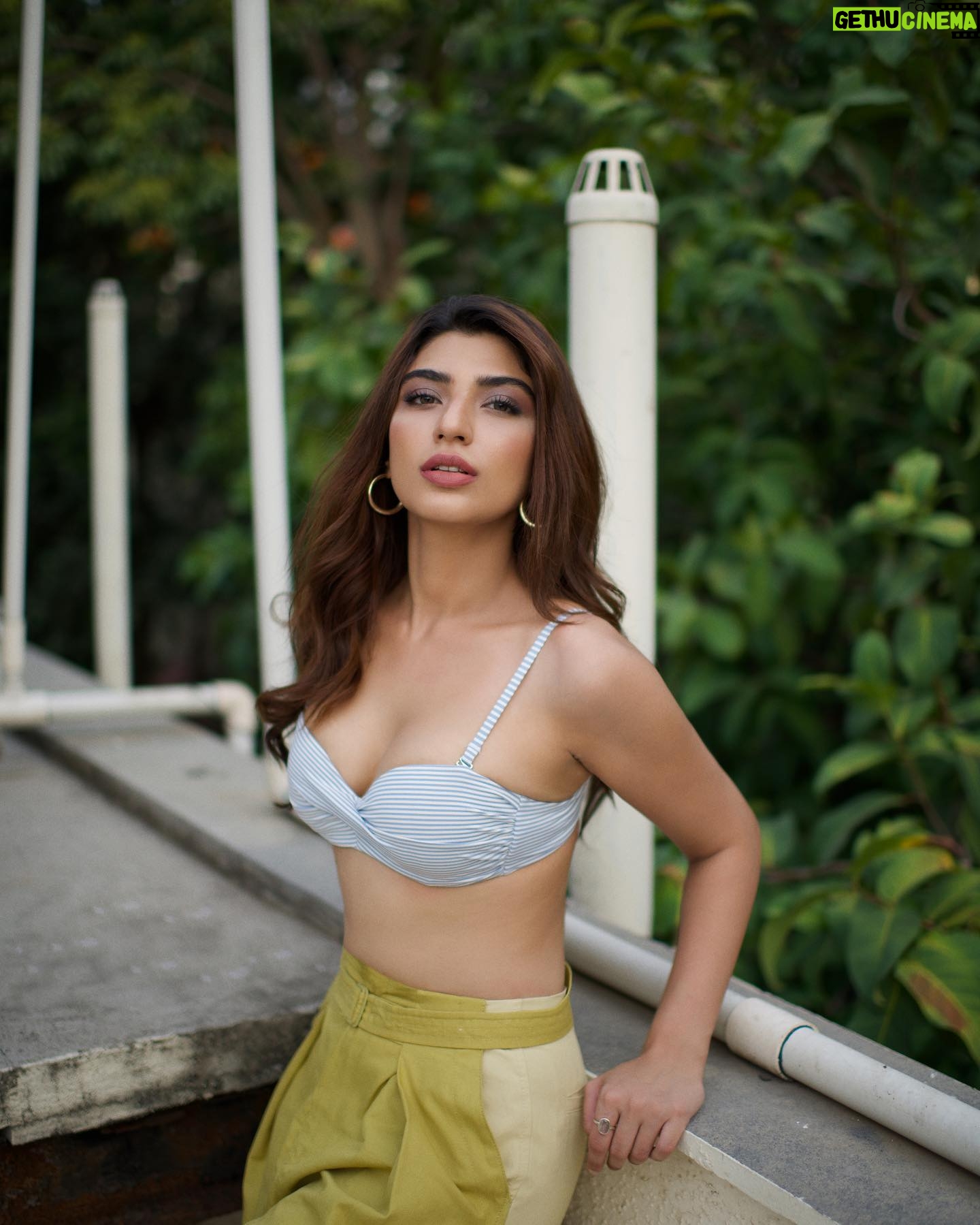 Shernavaz Jijina - 22.5K Likes - 🌻 . . . . @bharat_rawail @henna.akhtar @thehairstory__ @farahwriter @binkiboo__