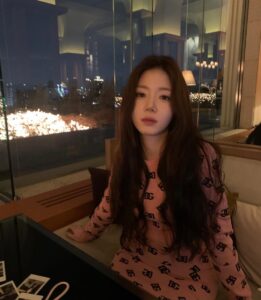 Actress Shin Ji-yeon HD Photos and Wallpapers March 2025