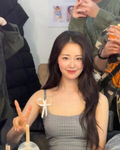 Actress Shin Seul-ki HD Photos and Wallpapers May 2025
