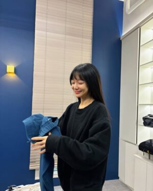 Shin So-yul Instagram - 📋