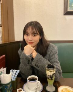 Actress Shiori Akita HD Photos and Wallpapers December 2024