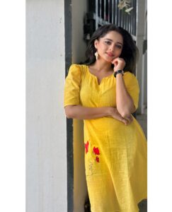 Actress Shivali Parab HD Photos and Wallpapers February 2025